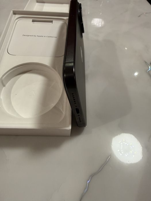 Iphone 15 pro max 256 Black Titanium