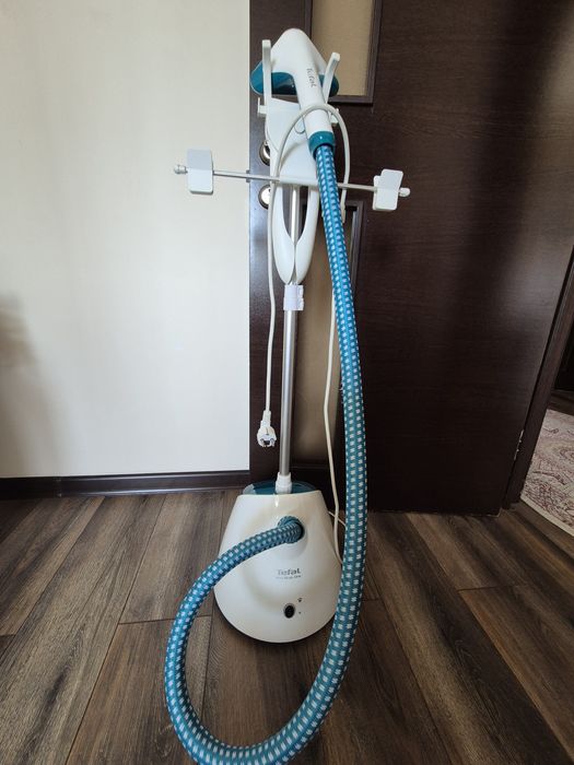 Паровой отпариватель Tefal
