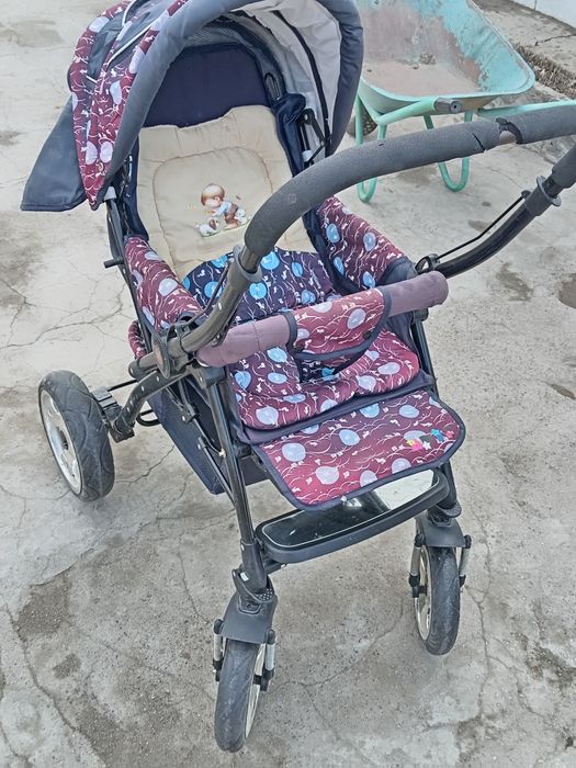 Детская коляска.