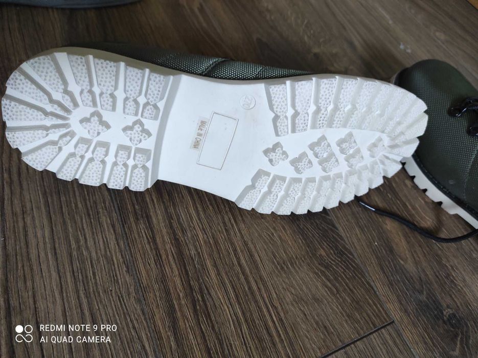 продаю  новые мужские туфли