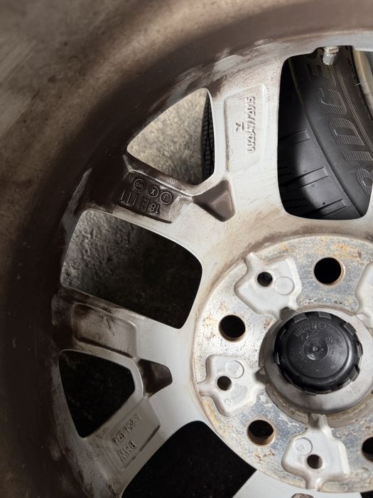 Roti Bmw X1 , X2 , Seria 2 , cod : 6856076  ,17 inch’ + anvel iarna 205/60/17 , Bridgestone , RunFlat , 6.5 mm !