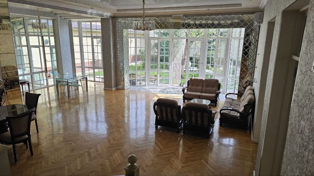 Ракат Боши рест Мона 5  соток 8 комн