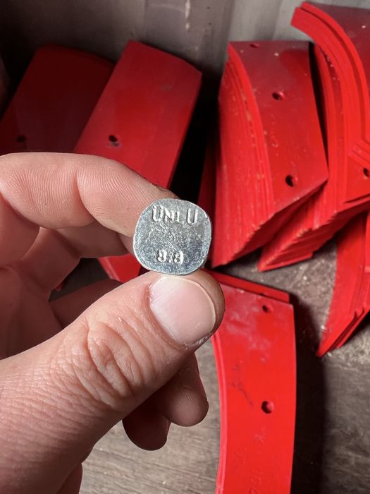 Запчасти на плуг Лемех Долото