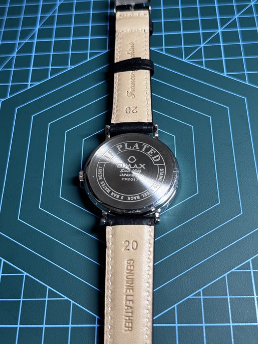 Часы Omax Quartz