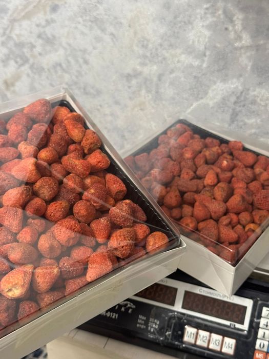 Сублимированная клубника,фрукты