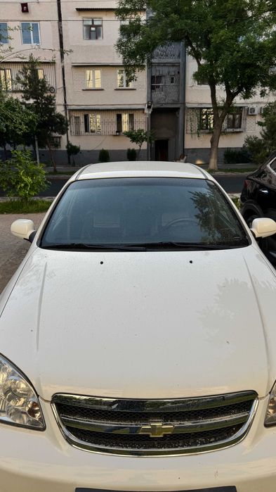 Продается Lacetti 2012 года