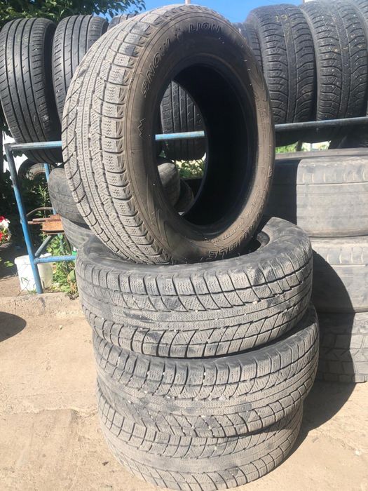 Продам зимние шины липучка