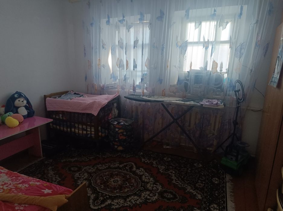 Дом продается  за линией.