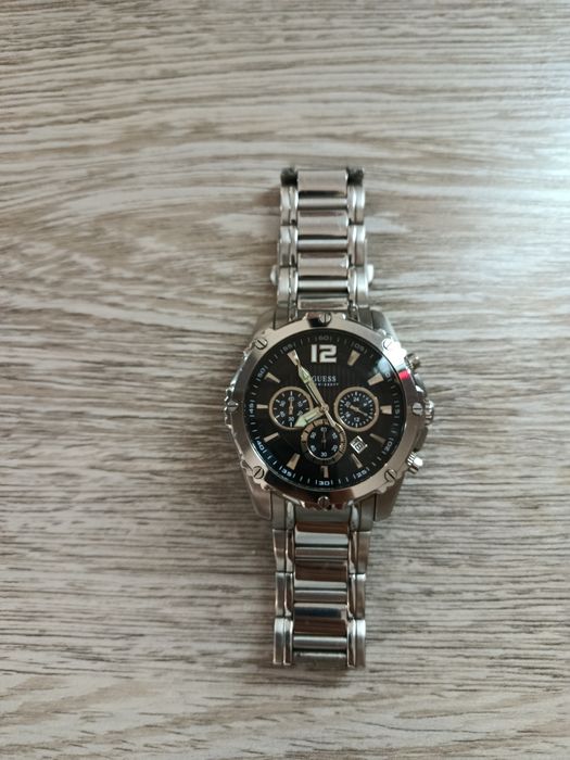 GUESS красивые мужские