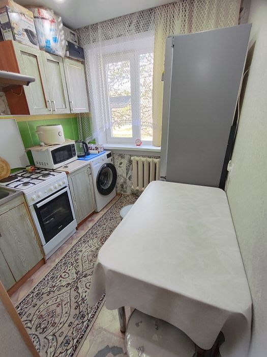 Продается 2-комн (5-24, 1 эт)