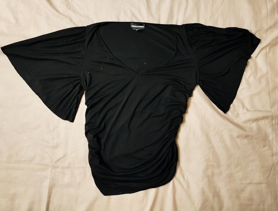 Черна тениска втора употреба