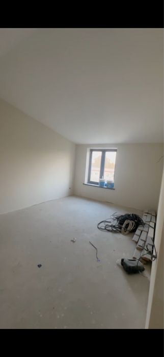 Продаётся 4-х комнатная квартира на паркентском.Маклерам не беспокоить