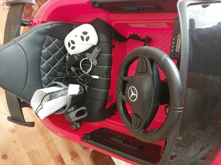Акумулаторна кола Mercedes