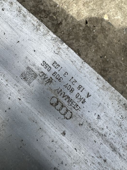Bară spate armătură audi a6.4k.cod:4k0807437.4k0807309.