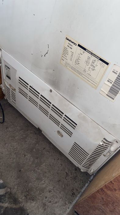Продается Daewoo холодильник