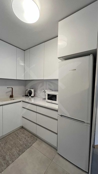 Продава се Двустаен апартамент в к.к. Златни пясъци - 70 кв.м за 1929 €/кв.м - Снимка #3