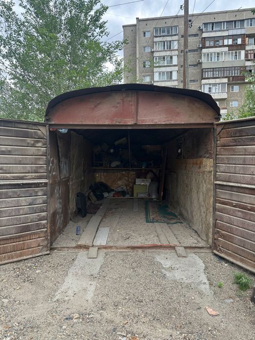 Продам металлический гараж
