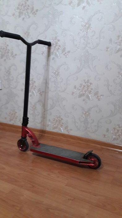 Продам трюковой самокат.