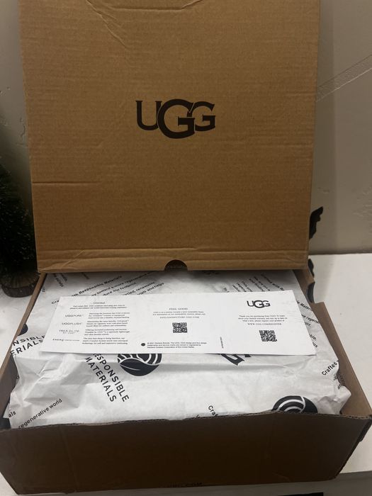Угги UGG Lowmel black