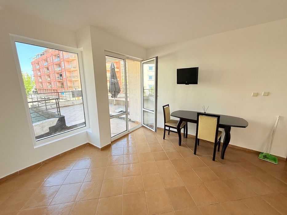 Продава се Двустаен апартамент в к.к. Слънчев бряг - 85 кв.м за 989 €/кв.м - Снимка #11