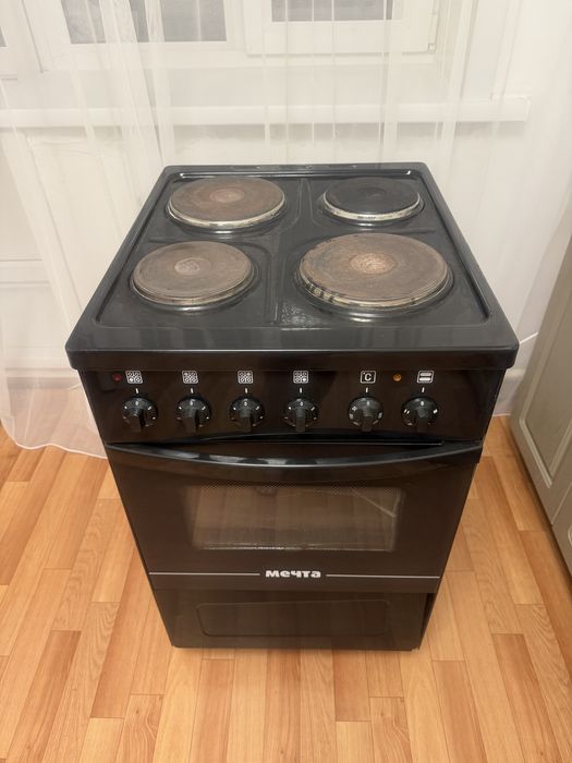 Продам эл.плиту Мечта