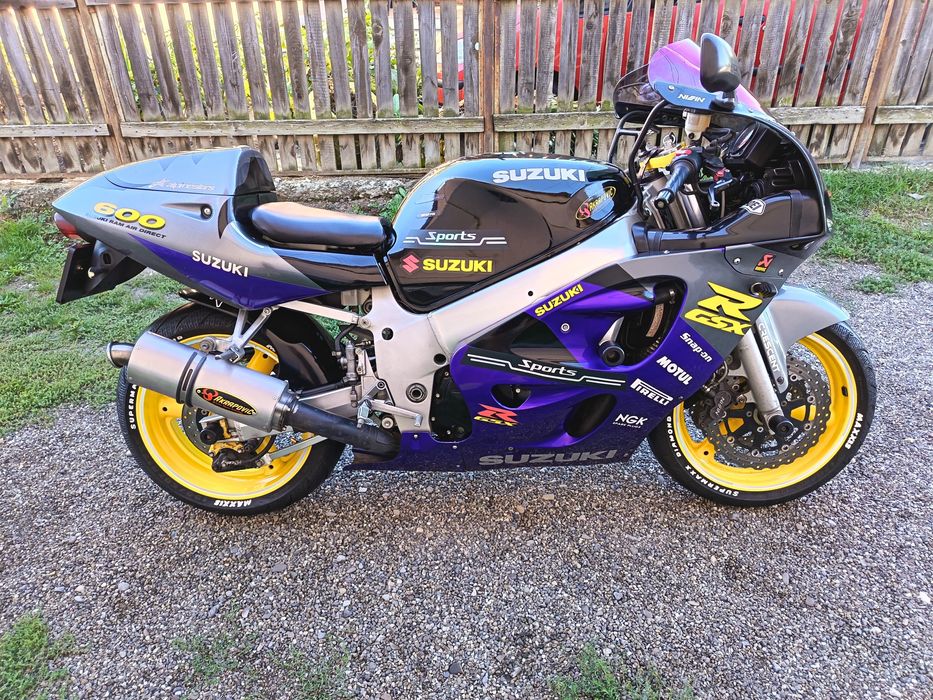 SUZUKI   GSXR  600   !   stare   FOARTE   BUNA