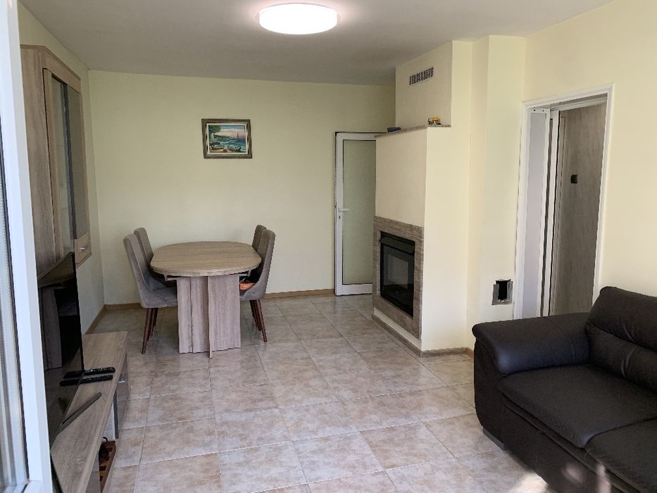 Продава се Тристаен апартамент в Варна, Цветен квартал - 87 кв.м за 2472 €/кв.м - Снимка #3