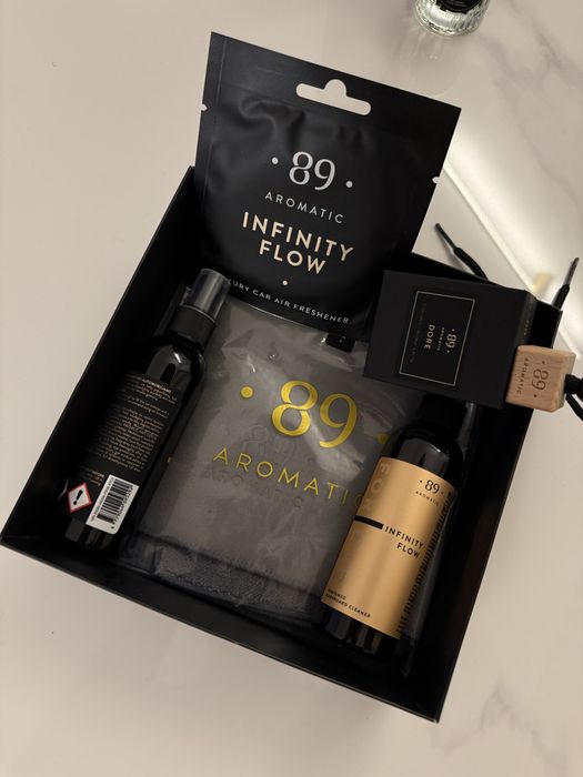 Vand set casa + masina