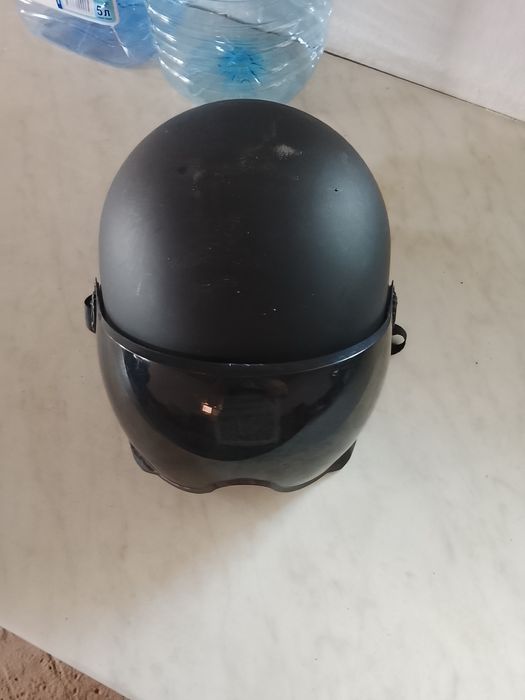 Каска мен очки скутерге