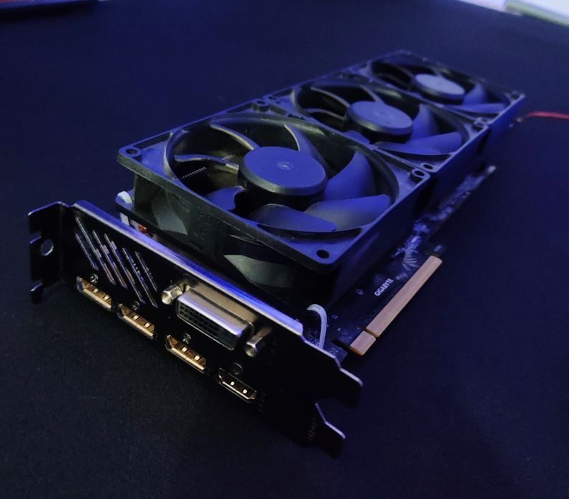 Placa video gaming Gigabyte GTX 1080TI 11GB 352bit GDDR5X