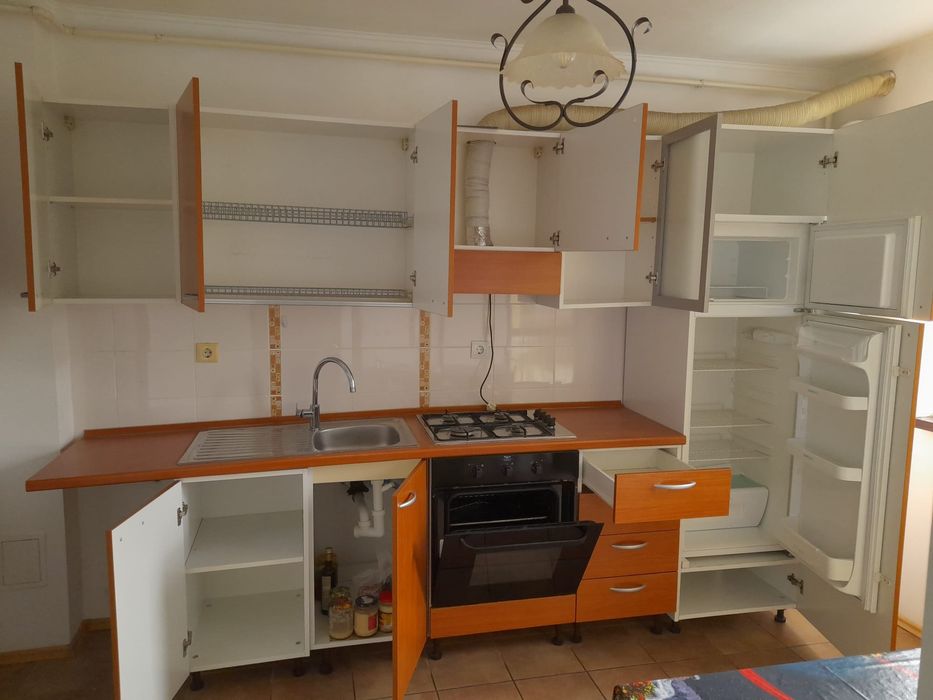 bucătărie complet utilată