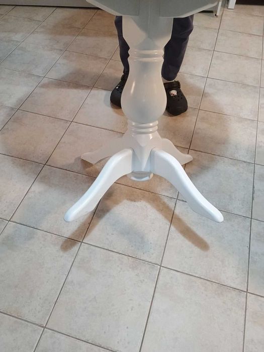 Маса трапезна от масив разтегателна