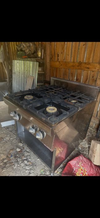 De vanzare aragaz inox profesional