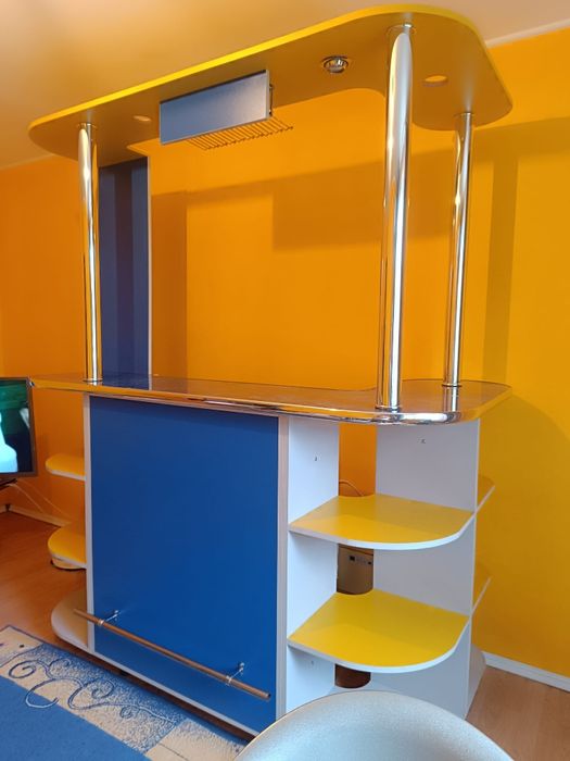 Vând mobilier bar
