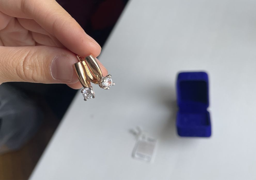 Золотые сертги 585 пробы