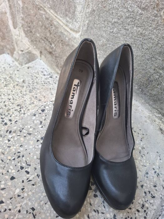 Стилни дамски обувки tamaris