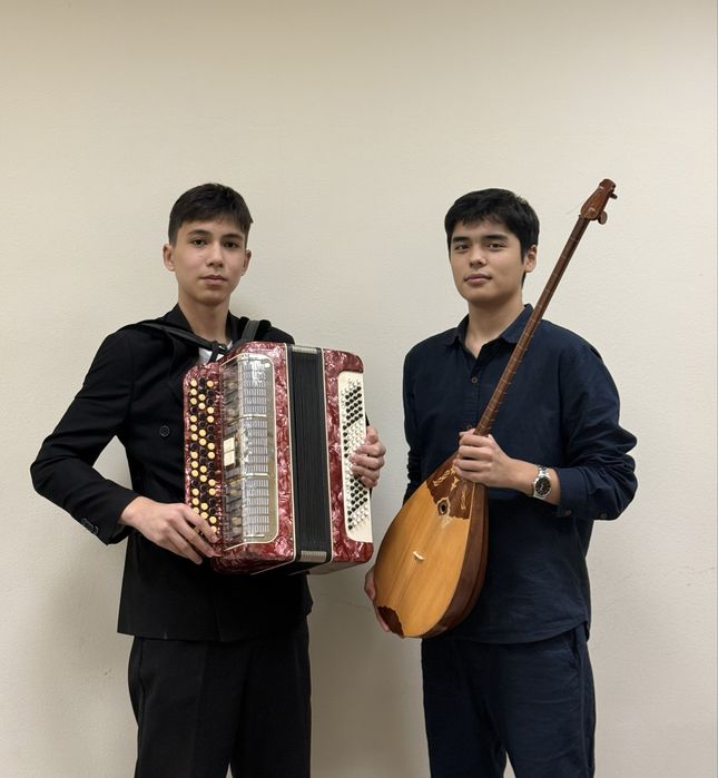 Домбыра Баян Арнау Попури