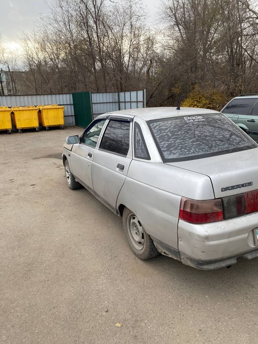 продам ваз 2110 .