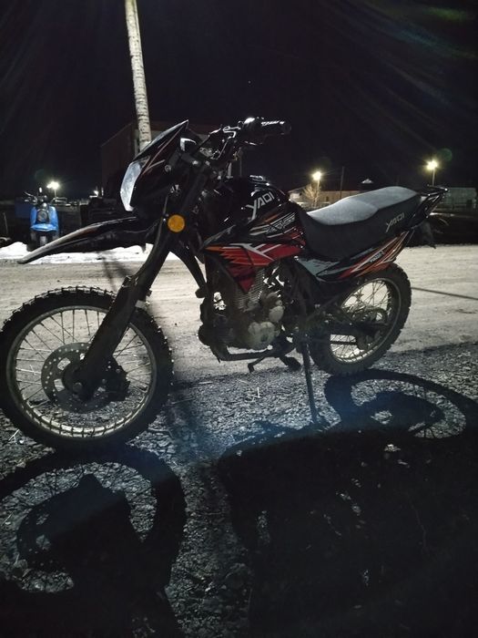 Продам яки эндуро 250