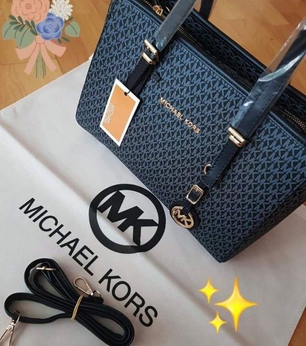 Geanta Michael Kors, logo metalic auriu, saculet, etichetă