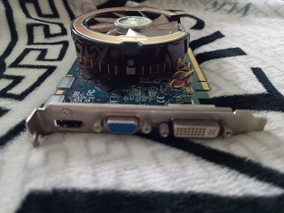 Видеокарта GTS 250