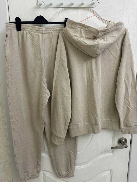 Новые спортивные костюмы H&M, размер L (50/56)