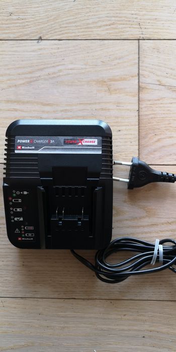Încărcător și acumulator Einhell nou, sigilat