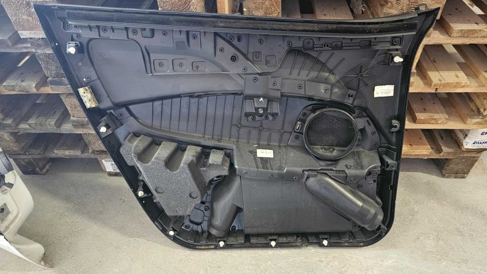 Врата с електрическо огледало за Fiat Doblo, 2013 - 2021, Ударена