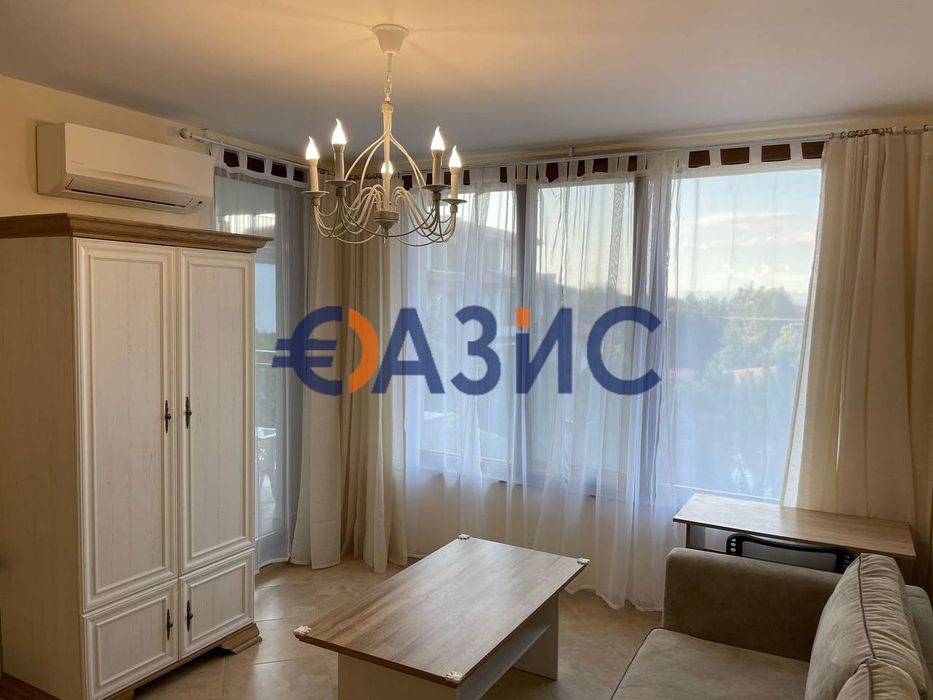 Продава се Двустаен апартамент в Созопол - 71 кв.м за 1578 €/кв.м - Снимка #6