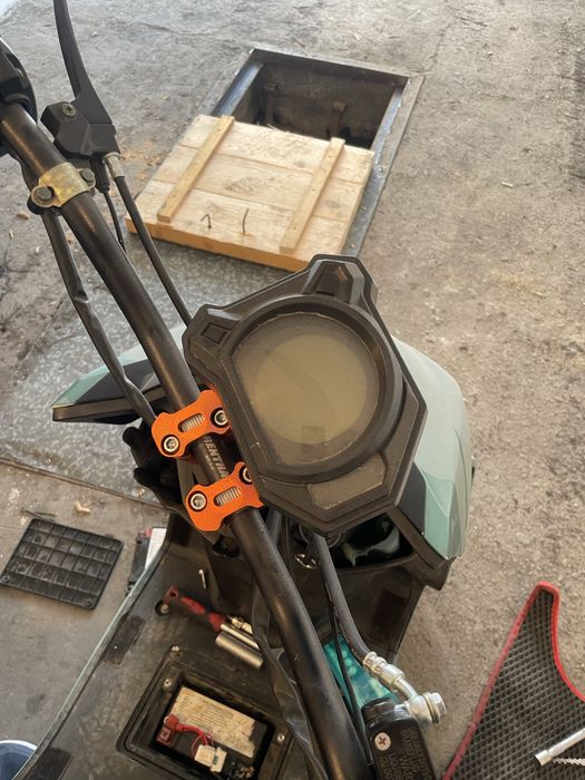 Продам мопед 150куб