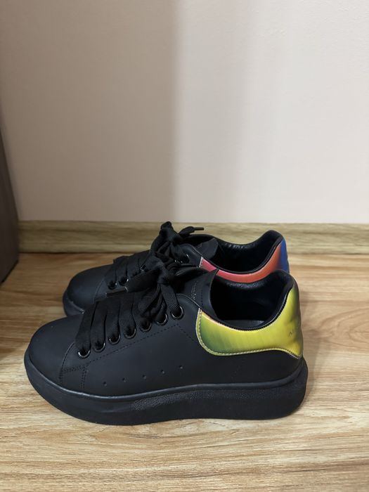 Alexander McQueen marimea 37