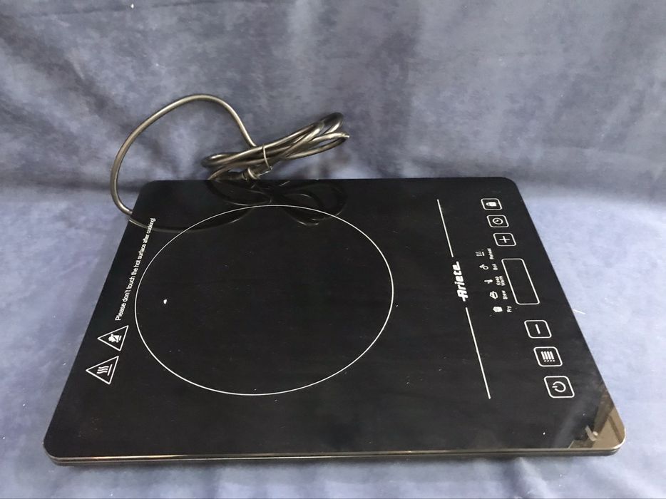 Преносим индукционен Ariete