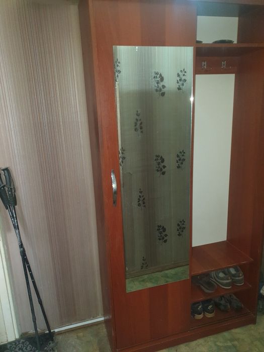 Шкаф-купе размер 2м×1м×35см