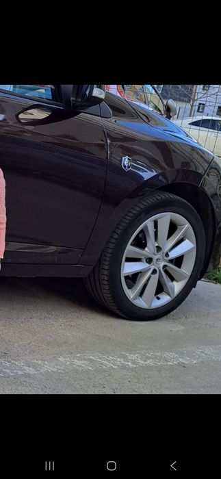 Vand Renault megane 3 2011 (CITITI DESCRIEREA)